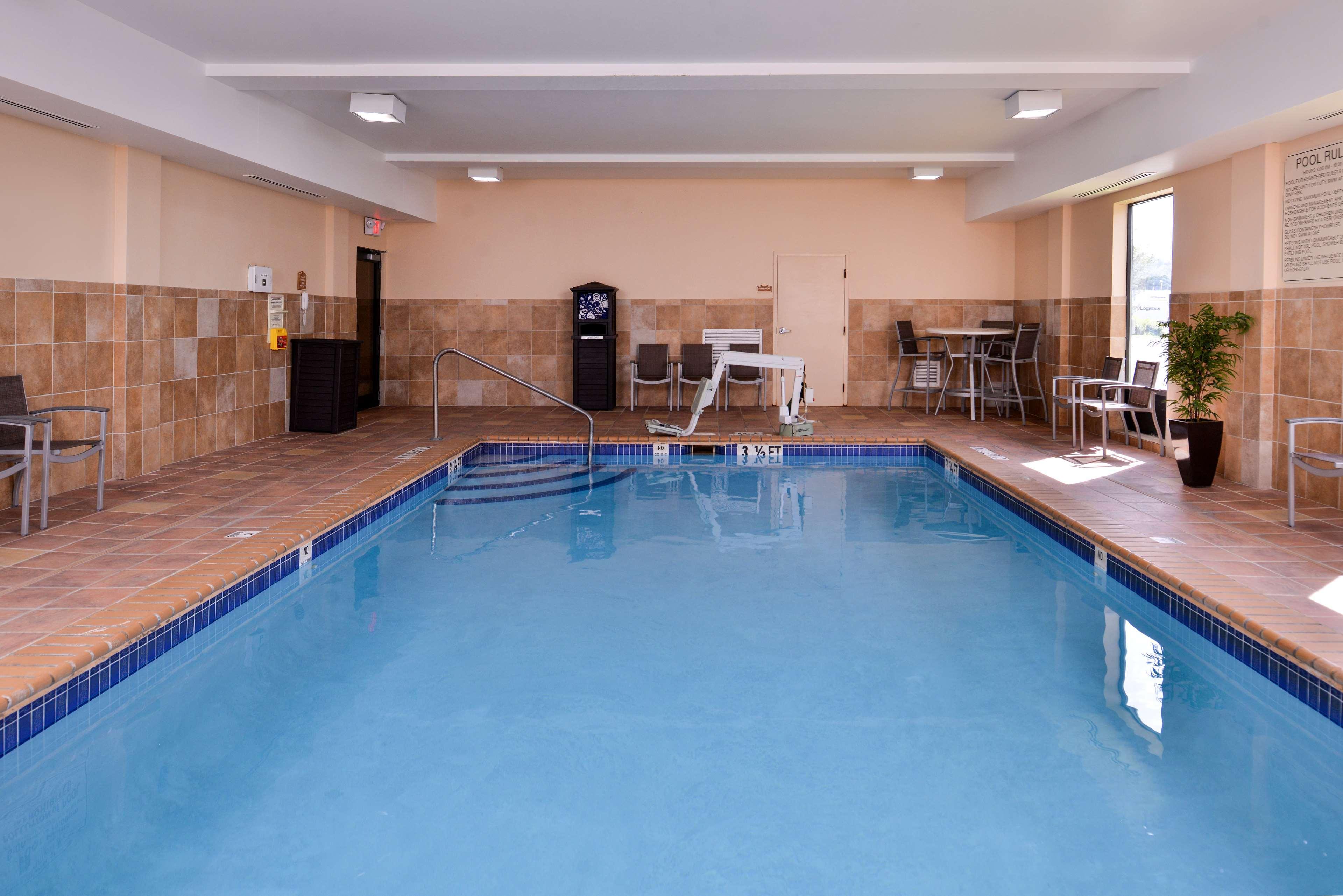Best Western Plus University Inn Olean Eksteriør billede