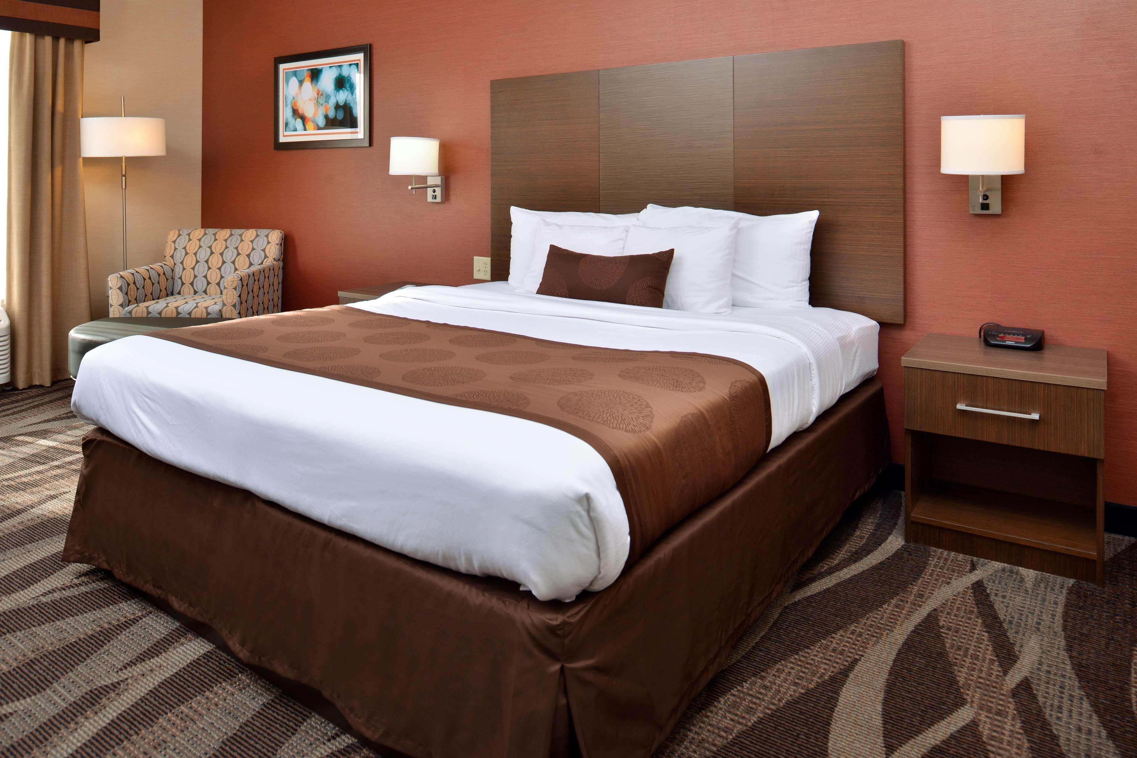 Best Western Plus University Inn Olean Eksteriør billede